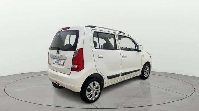 Second-hand 2016 Maruti Suzuki Wagon R VXI BS IV for sale in Ahmedabad-2