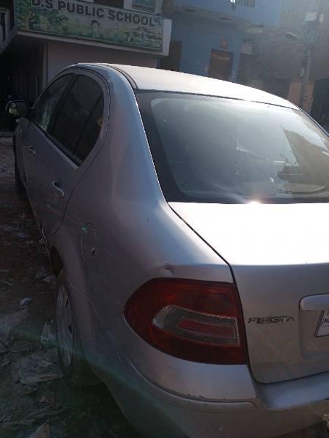 Second-hand 2012 Ford Fiesta Classic 1.6 Duratec LXI for sale in New Delhi-6