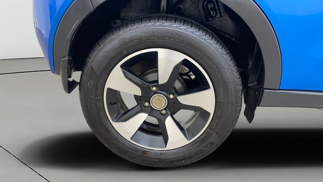 Second-hand 2019 Tata Nexon 1.2 Revotron XZ Plus for sale in Hyderabad-25