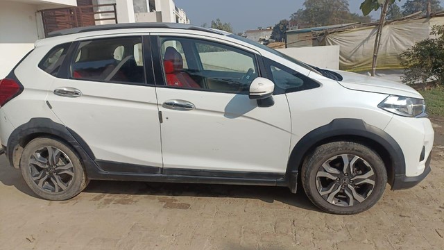 Second-hand 2018 Honda WR-V i-DTEC VX for sale in Jaunpur-2