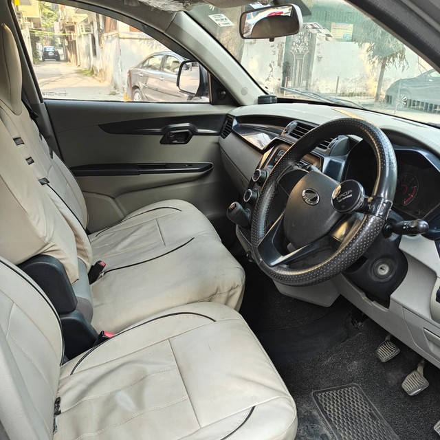 Second-hand 2017 Mahindra KUV 100 mFALCON D75 K4 Plus for sale in New Delhi-8