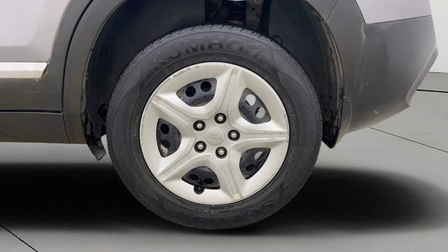 Second-hand 2020 Kia Seltos HTK G for sale in Bangalore-26