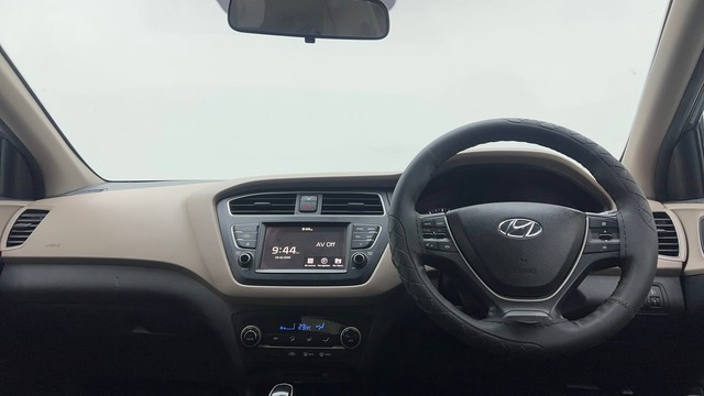 Second-hand 2019 Hyundai i20 Asta Option CVT for sale in Gurgaon-11
