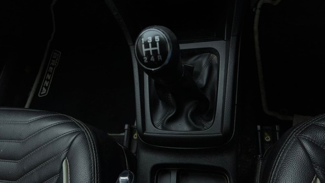 Second-hand 2018 Maruti Suzuki Vitara Brezza VDi for sale in Chandigarh-12