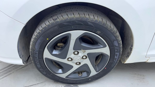 Second-hand 2022 Hyundai Verna S Plus Diesel for sale in Hyderabad-20