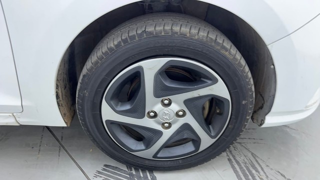 Second-hand 2022 Hyundai Verna S Plus Diesel for sale in Hyderabad-17