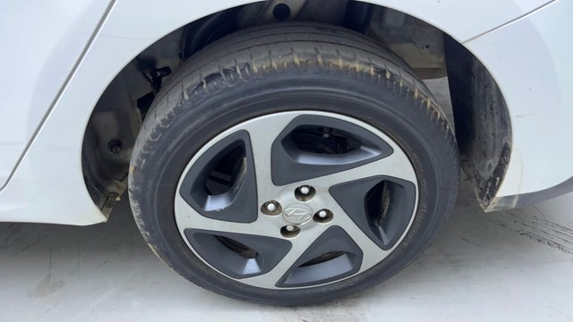 Second-hand 2022 Hyundai Verna S Plus Diesel for sale in Hyderabad-19