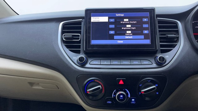 Second-hand 2022 Hyundai Verna S Plus Diesel for sale in Hyderabad-36