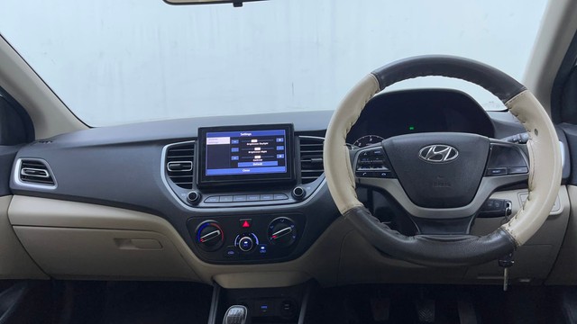 Second-hand 2022 Hyundai Verna S Plus Diesel for sale in Hyderabad-11