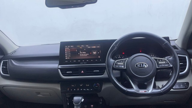 Second-hand 2020 Kia Seltos GTX Plus Diesel AT for sale in Hyderabad-11