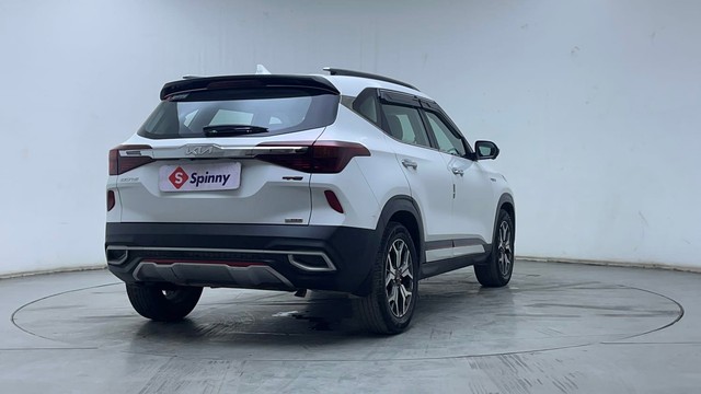 Second-hand 2022 Kia Seltos GTX Plus Diesel AT for sale in Hyderabad-3