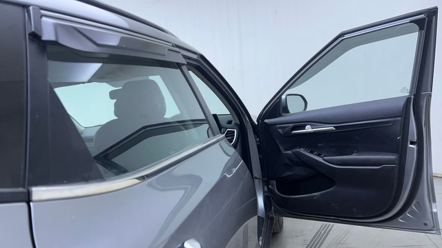 Second-hand 2021 Kia Seltos HTX Diesel for sale in Hyderabad-16