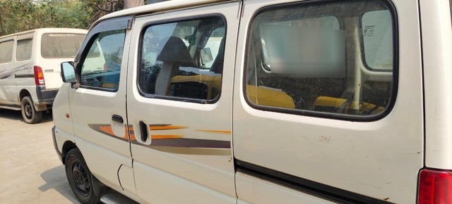 Second-hand 2018 Maruti Suzuki Eeco CNG 5 Seater AC BSIV for sale in Surat-2