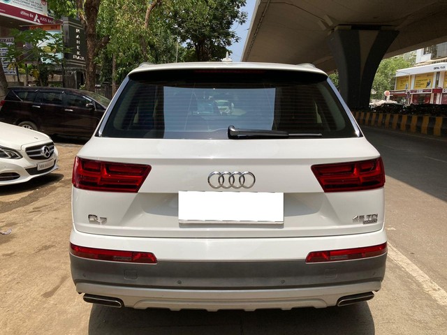 Second-hand 2017 Audi Q7 45 TDI Quattro Premium Plus for sale in Mumbai-1
