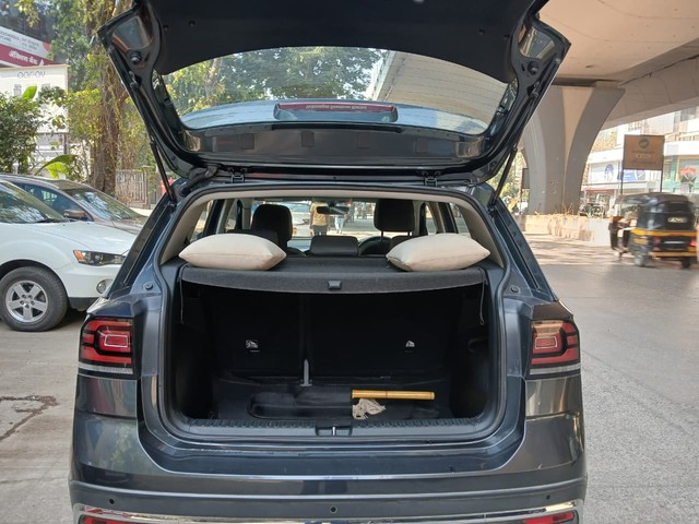 Second-hand 2023 Volkswagen Taigun 1.0 TSI Topline AT BSVI for sale in Mumbai-4