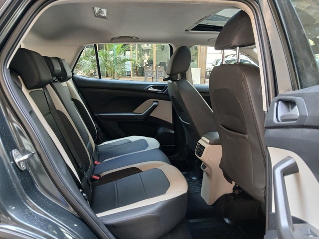 Second-hand 2023 Volkswagen Taigun 1.0 TSI Topline AT BSVI for sale in Mumbai-5