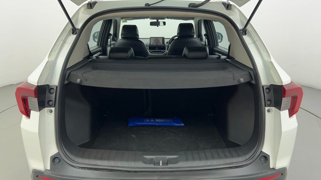 Second-hand 2023 Honda Elevate VX Non RF for sale in Ahmedabad-9