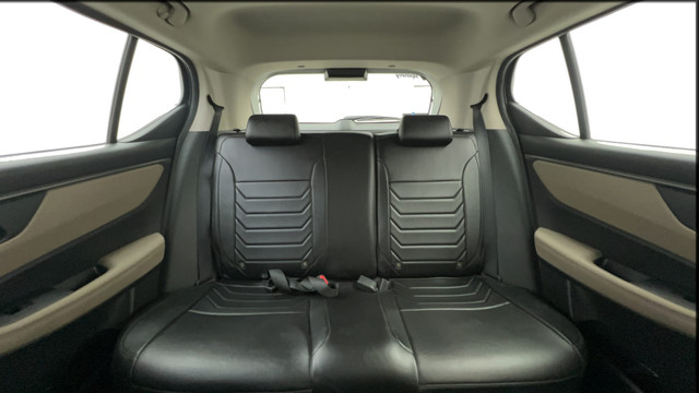 Second-hand 2023 Honda Elevate VX Non RF for sale in Ahmedabad-27