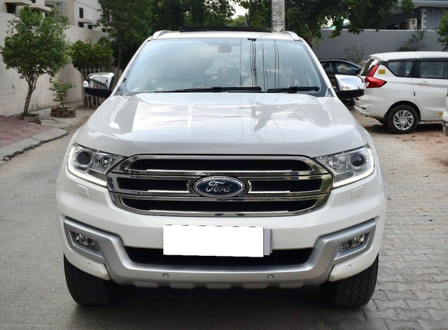 Second-hand 2016 Ford Endeavour 3.2 Titanium AT 4X4 for sale in Gurgaon-1