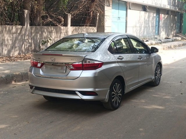 Second-hand 2018 Honda City i-VTEC CVT ZX for sale in New Delhi-8