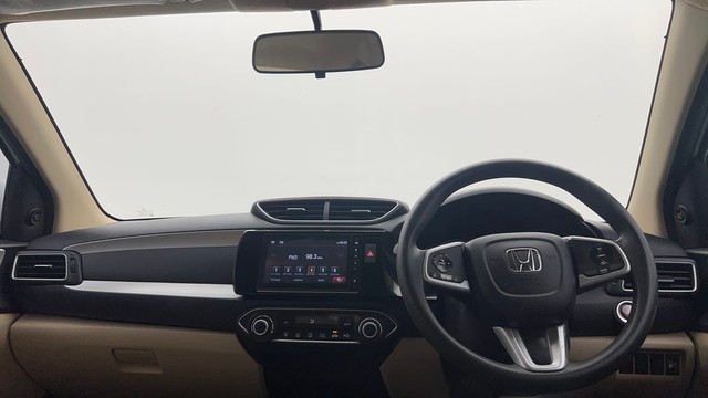 Second-hand 2024 Honda Amaze 2nd Gen VX for sale in Kolkata-11