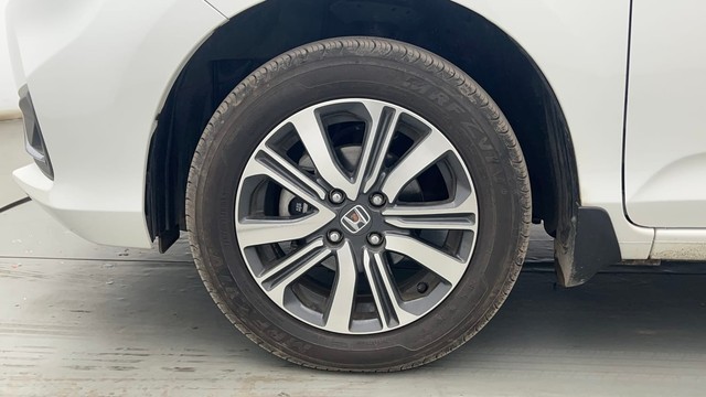 Second-hand 2024 Honda Amaze 2nd Gen VX for sale in Kolkata-20