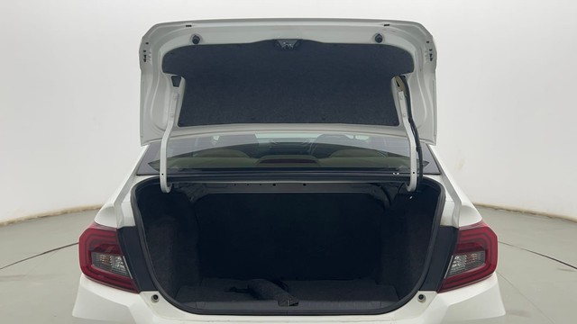 Second-hand 2024 Honda Amaze 2nd Gen VX for sale in Kolkata-9