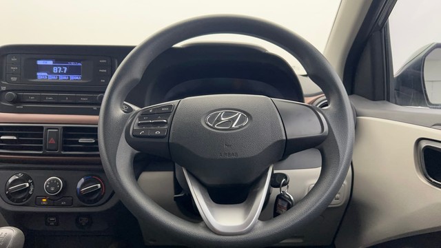 Second-hand 2022 Hyundai Aura S Diesel for sale in Kolkata-26