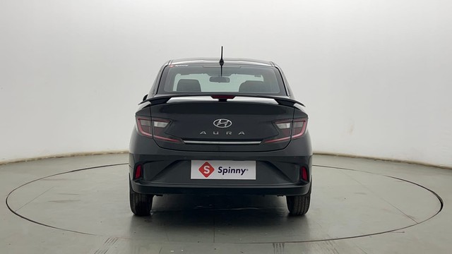 Second-hand 2022 Hyundai Aura S Diesel for sale in Kolkata-4