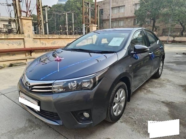 Second-hand 2015 Toyota Corolla Altis G AT for sale in Noida-5
