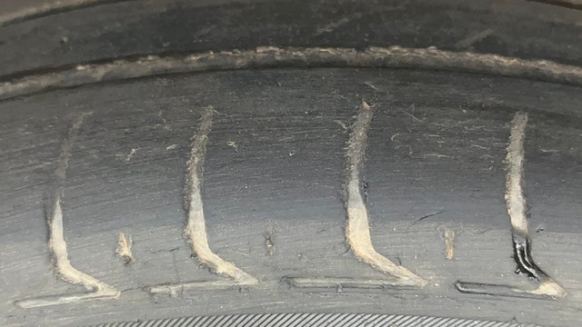 Second-hand 2014 Hyundai i20 Sportz 1.4 CRDi for sale in Kolkata-31