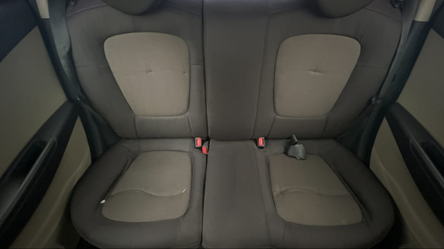 Second-hand 2014 Hyundai i20 Sportz 1.4 CRDi for sale in Kolkata-29