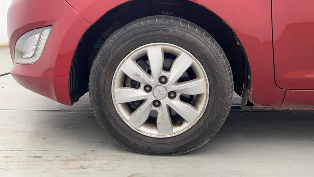 Second-hand 2014 Hyundai i20 Sportz 1.4 CRDi for sale in Kolkata-20