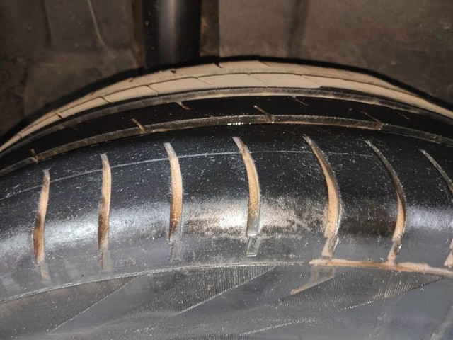 Maruti Suzuki Ertiga VXI Second-hand 2014 Maruti Suzuki Ertiga VXI for sale in Kochi-32