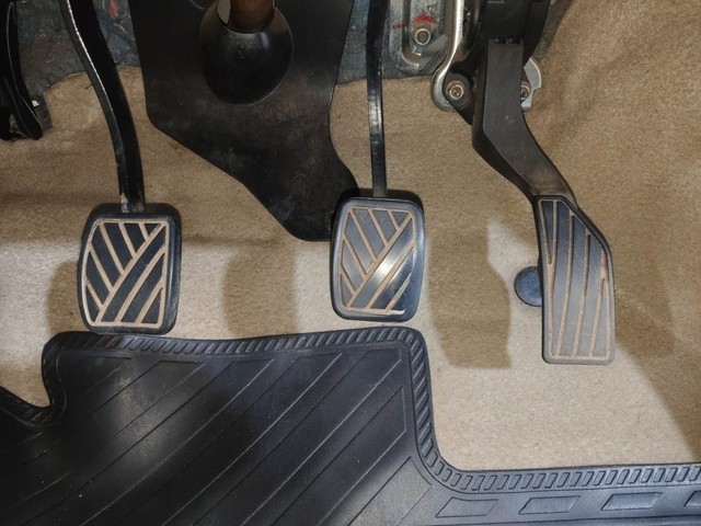 Maruti Suzuki Ertiga VXI Second-hand 2014 Maruti Suzuki Ertiga VXI for sale in Kochi-14