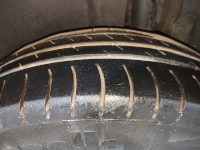 Maruti Suzuki Ertiga VXI Second-hand 2014 Maruti Suzuki Ertiga VXI for sale in Kochi-23