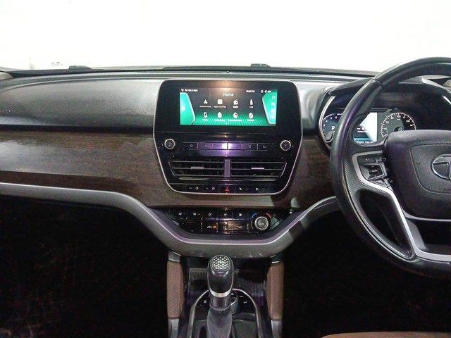 Second-hand 2020 Tata Harrier XZA Dual Tone AT for sale in Kochi-33
