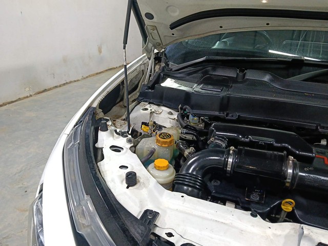 Second-hand 2020 Tata Harrier XZA Dual Tone AT for sale in Kochi-34