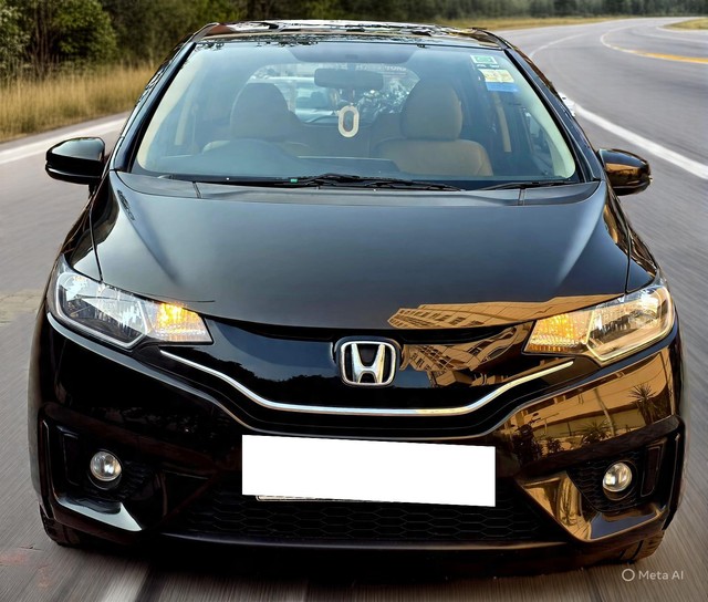 Second-hand 2018 Honda Jazz 1.2 V i VTEC for sale in New Delhi-4