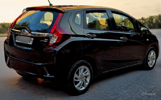 Second-hand 2018 Honda Jazz 1.2 V i VTEC for sale in New Delhi-1