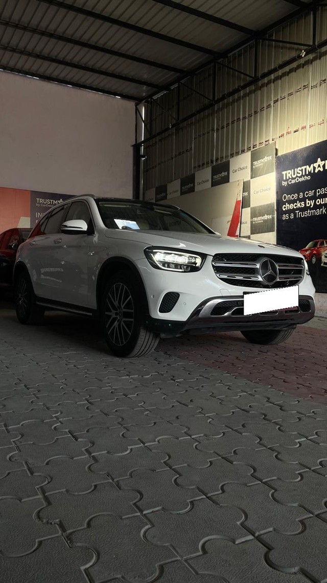 Second-hand 2022 Mercedes-Benz GLC 200 for sale in Jaipur-38