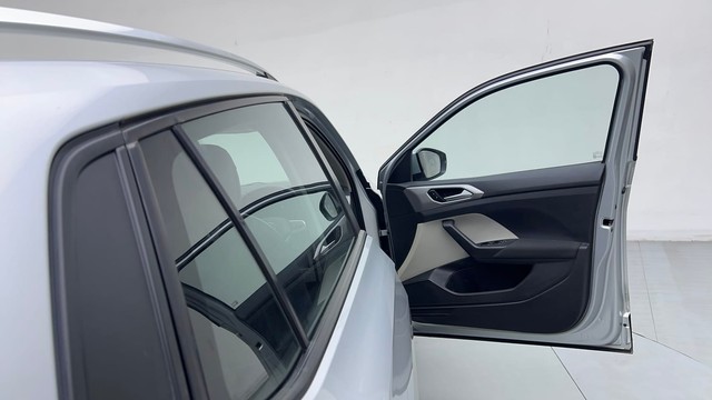 Second-hand 2022 Volkswagen Taigun 1.0 Highline for sale in Noida-16