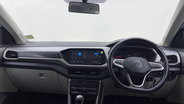 Second-hand 2022 Volkswagen Taigun 1.0 Highline for sale in Noida-11