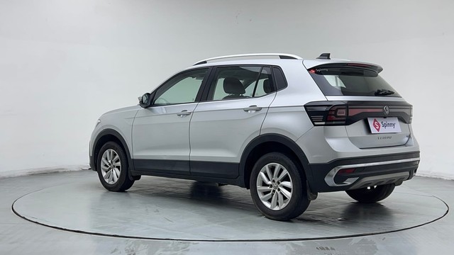 Second-hand 2022 Volkswagen Taigun 1.0 Highline for sale in Noida-5