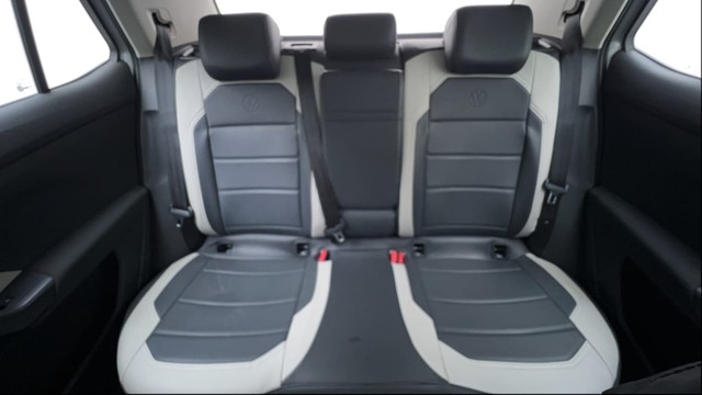 Second-hand 2022 Volkswagen Taigun 1.0 Highline for sale in Noida-36