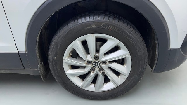 Second-hand 2022 Volkswagen Taigun 1.0 Highline for sale in Noida-17
