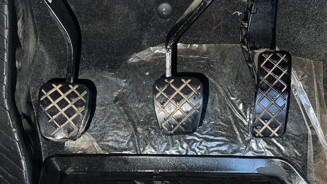 Second-hand 2022 Volkswagen Taigun 1.0 Highline for sale in Noida-14