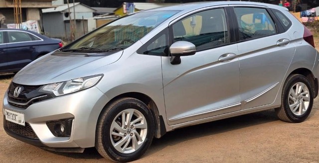 Second-hand 2017 Honda Jazz 1.2 V i VTEC for sale in Nashik-7