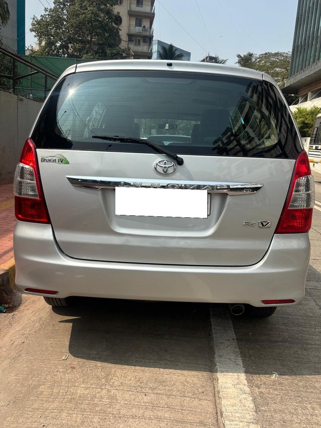 Second-hand 2013 Toyota Innova 2.5 VX (Diesel) 7 Seater BS IV for sale in Mumbai-2
