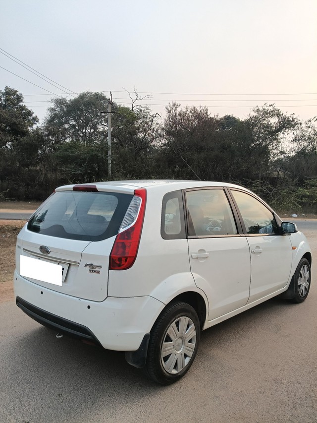 Second-hand 2012 Ford Figo Diesel ZXI for sale in Hyderabad-2